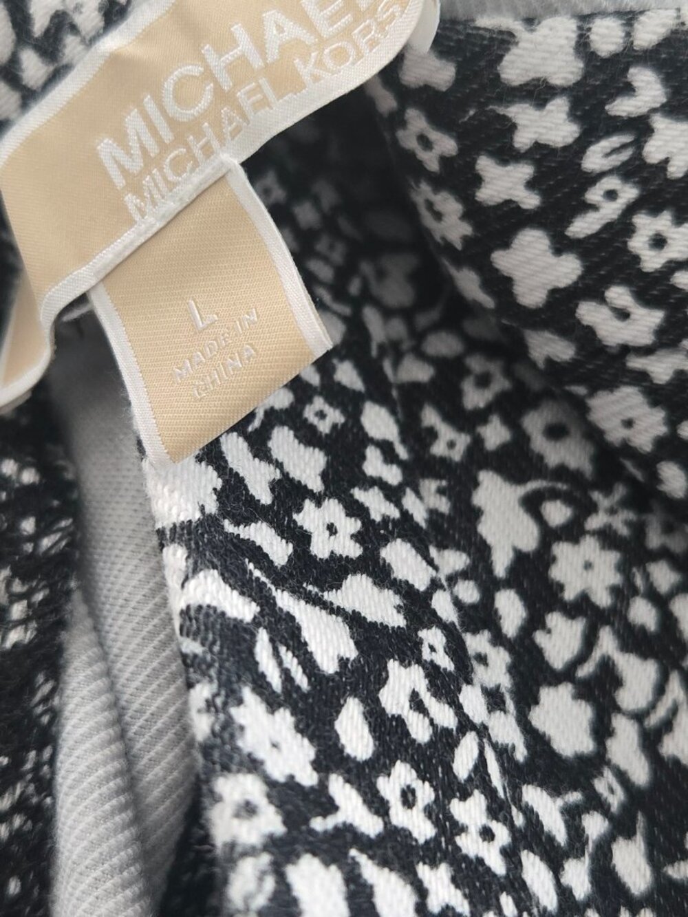 Black and white flower pants